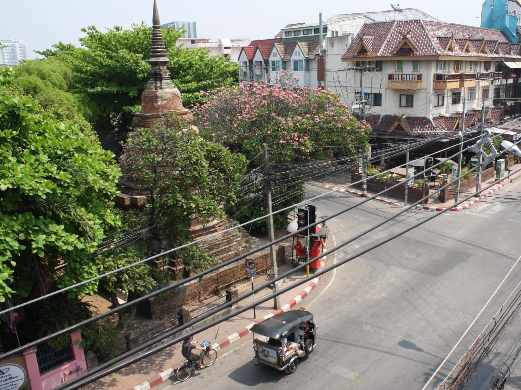 Asaya House Hotel Chiang Mai Exterior photo